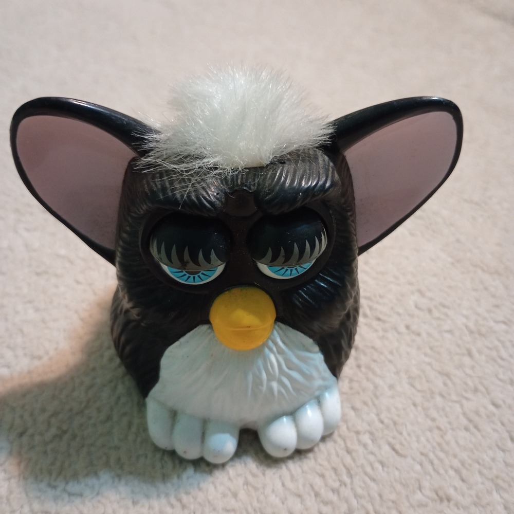 Vintage 1998 Tiger Electronics Furby McDonalds Toy Black White Tuxedo Figure